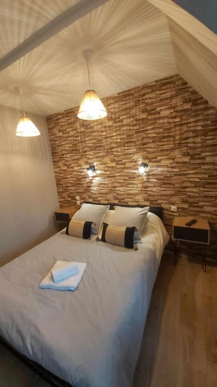 La Renaissance Hotel Condé-sur-Noireau Buitenkant foto